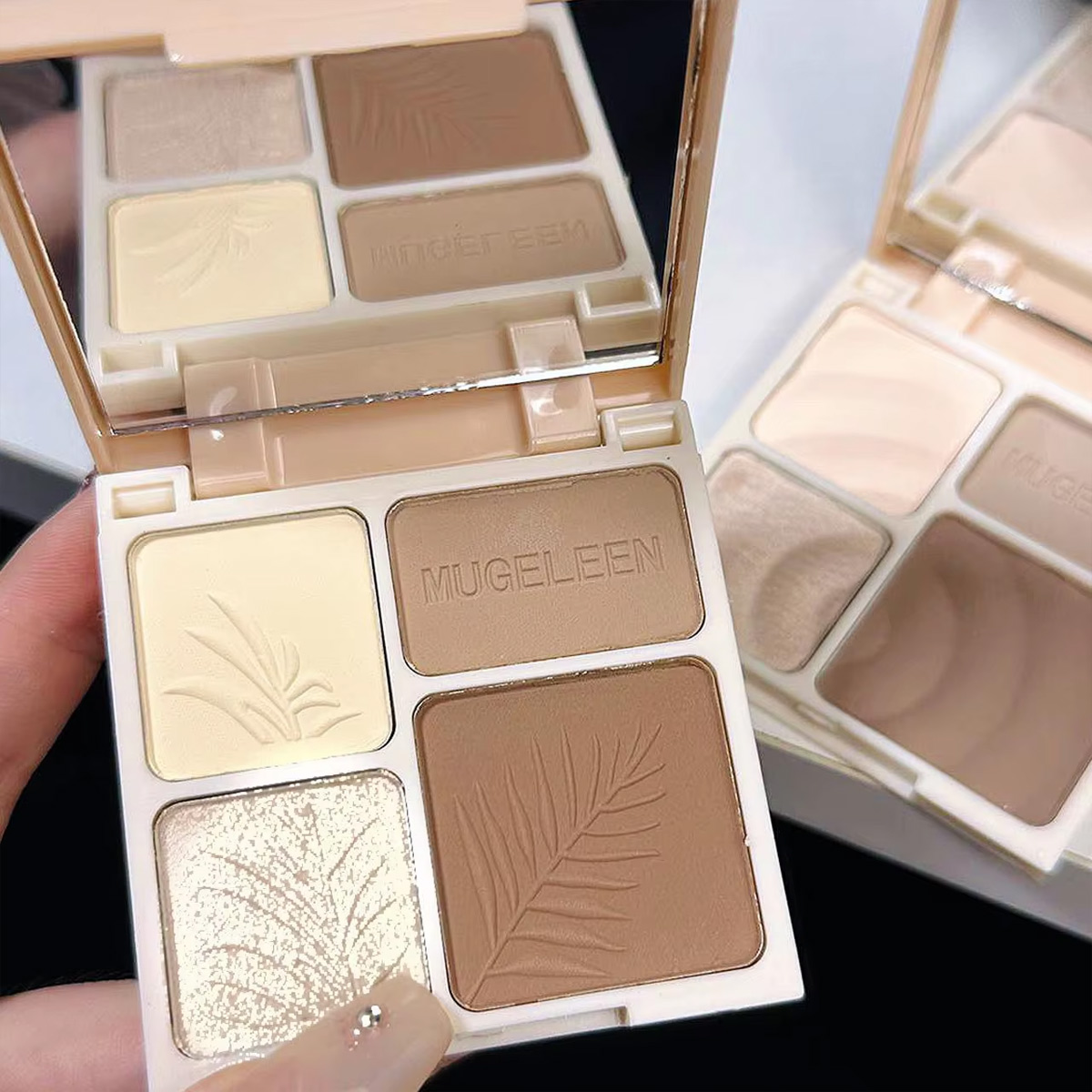 4 色高光沢 1 ディスクマットブライトニングシャドウノーズ - Merit Beauty Makeup のレビューと価格