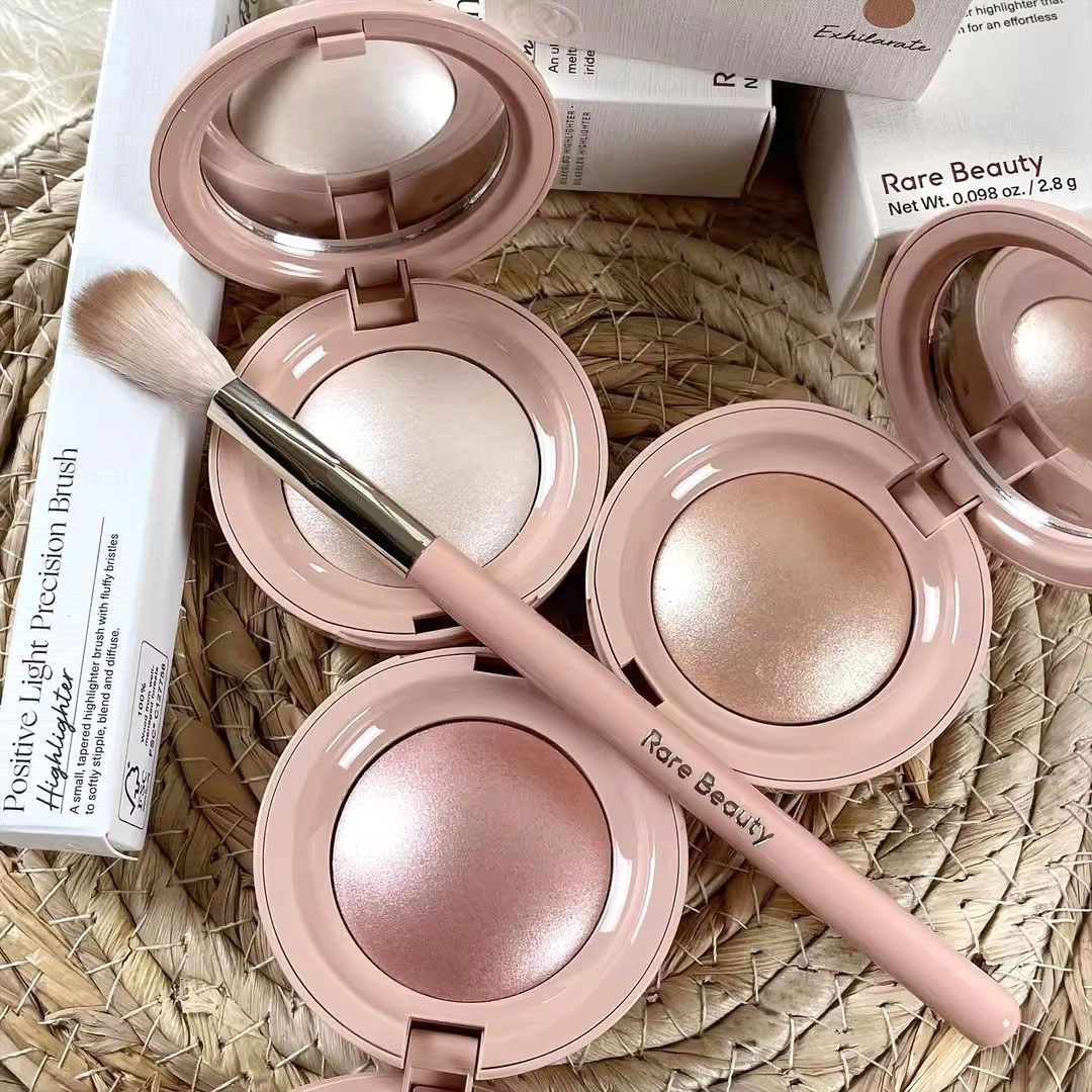 新しいレアビューティーソフトコンタークリームシェーディングブ - Rare Beauty Makeup Highlighter のレビューと価格